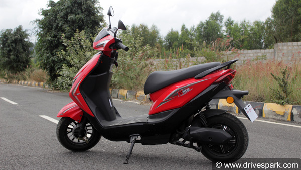 हाई स्पीड और लो-स्पीड इलेक्ट्रिक दोपहिया वाहनों में क्या है अंतर? कौन सा होगा आपके लिए ज्यादा फायदेमंद