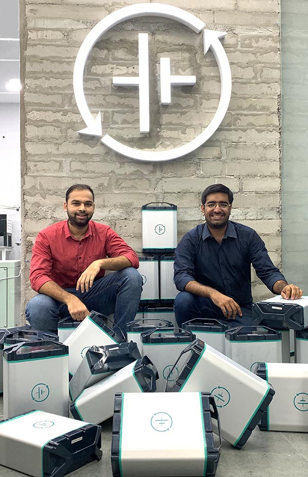 RACEnergy ने हिंदुस्तान पेट्रोलियम से मिलाया हाथ, हैदराबाद में बनाया पहला बैटरी स्वैप स्टेशन