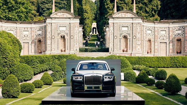 117 सालों में पहली बार Rolls Royce ने 2021 में बेची सबसे ज्यादा कारें, जानें कितनी कारों की हुई बिक्री