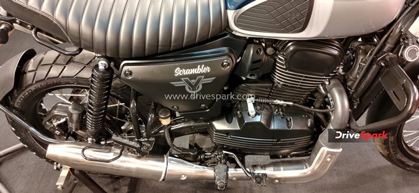 Yezdi Bikes First Look Review: कैसी लगती है येज्दी की रोडस्टर, स्क्रैम्ब्लर व एडवेंचर बाइक्स? जानें