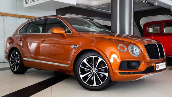 योहान पूनावाला ने अपनी पत्नी को गिफ्ट की 4 करोड़ की Bentley कार, जानें क्या है खास
