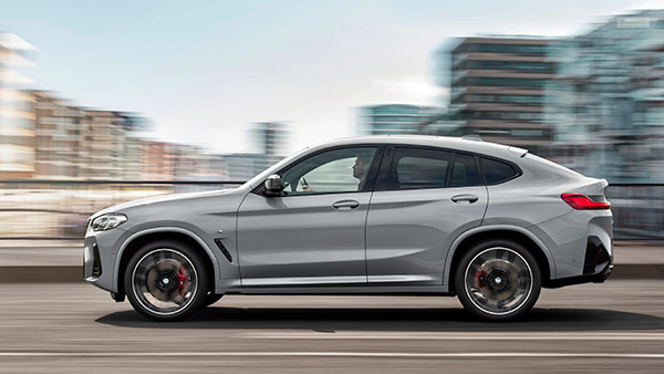 नई BMW X4 Black Edition की प्री-लॉन्च बुकिंग हुई शुरू, जानें कितने बुक कर सकते हैं यह कार