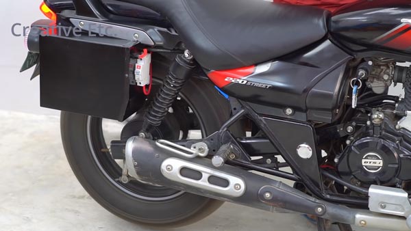 ये है भारत की पहली मॉडिफाइड हाइब्रिड Bajaj Avenger, फुल चार्ज पर देती है 50 किमी की रेंज