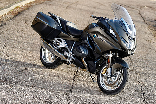 BMW जल्द ही भारत में लाॅन्च करेगी टूरिंग मोटरसाइकिलों की नई रेंज, बुकिंग आज हुई शुरू