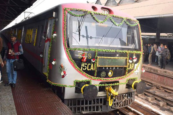 क्या आप जानते हैं भारत में कितने प्रकार की Trains हैं? यहां जानें ट्रेनों के 14 प्रकार क्या आप जानते हैं भारत में कितने प्रकार की Trains हैं? यहां जानें ट्रेनों के 14 प्रकार