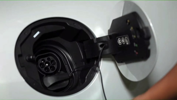 MINI Cooper SE इलेक्ट्रिक भारत में 47.20 लाख रुपये में हुई लॉन्च, जानें रेंज, चार्जिंग टाइम