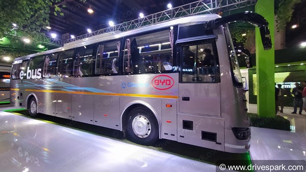 बेंगलुरु एयरपोर्ट इलेक्ट्रिक बसों को तैनात करने में टाॅप, 119 ई-बसों का किया जा रहा इस्तेमाल बेंगलुरु एयरपोर्ट इलेक्ट्रिक बसों को तैनात करने में टाॅप, 119 ई-बसों का किया जा रहा इस्तेमाल