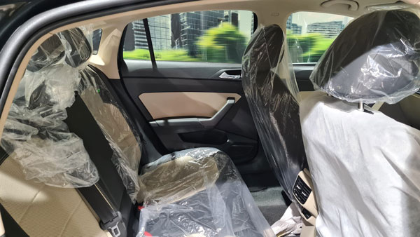 Skoda Slavia डीलरशिप पर पहुंचना हुई शुरू, लग रही बेहद शानदार