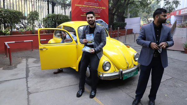 Mercedes C-Class को किया इलेक्ट्रिक कार में तब्दील, जानें क्या है इस कनवर्जन की कीमत Mercedes C-Class को किया इलेक्ट्रिक कार में तब्दील, जानें क्या है इस कनवर्जन की कीमत