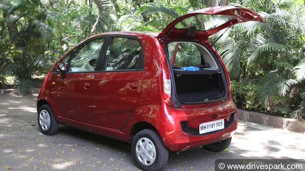 रतन टाटा को मिली Nano इलेक्ट्रिक कार, जानें किस कंपनी ने दी डिलीवरी