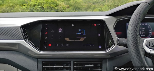 कारों में मिलने वाले ये 10 फीचर्स हर वेरिएंट में होने चाहिए स्टैंडर्ड, जानें कौन से फीचर्स हैं लिस्ट में