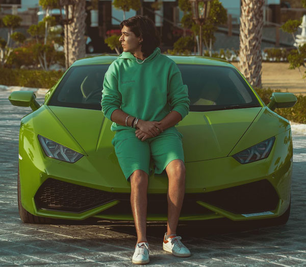 शूटर Vivaan Kapoor की Lamborghini Huracan का कटा चालान, 5,000 रुपये का भरा जुर्माना