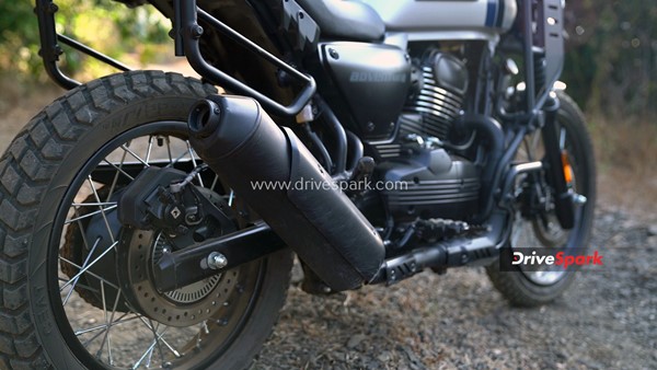 Yezdi Adventure Review: जानें कितना है दम इस एडवेंचर मोटरसाइकिल में, फीचर्स, इंजन, प्राइस