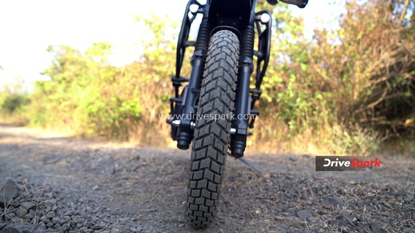 Yezdi Adventure Review: जानें कितना है दम इस एडवेंचर मोटरसाइकिल में, फीचर्स, इंजन, प्राइस