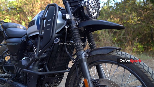 Yezdi Adventure Review: जानें कितना है दम इस एडवेंचर मोटरसाइकिल में, फीचर्स, इंजन, प्राइस