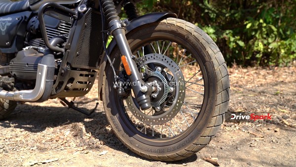 Yezdi Scrambler Review: कम कीमत में है एक दमदार स्क्रैम्बलर बाइक, लुक के साथ परफार्मेंस भी है बेहतर