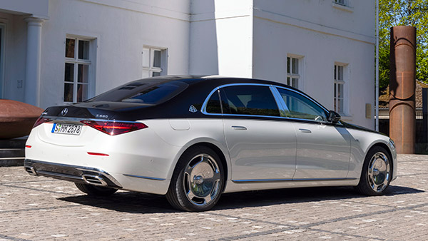 Mercedes Maybach S-Class लिमोजिन हुई लाॅन्च, जानें कीमत और फीचर्स से जुड़ी सभी डिटेल्स