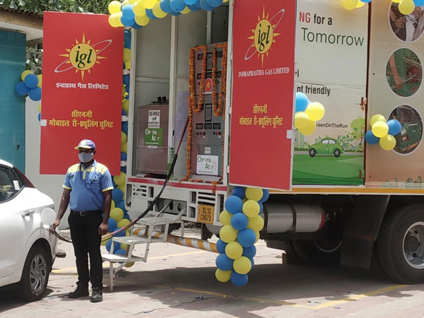 महाराष्ट्र सरकार CNG की कीमतों में VAT को कर सकती है कम, जानें कब हो सकती है घोषणा