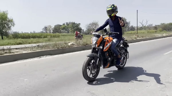 KTM Duke बाइक को बनाया इलेक्ट्रिक मोटरसाइकिल, 140 किमी/घंटा है इसकी टॉप-स्पीड