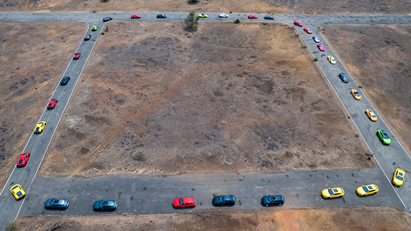 लेम्बोर्गिनी इंडिया ने पूरी की 400 कारों की डिलीवरी, ग्राहकों के साथ मनाया 'लैम्बोर्गिनी डे'