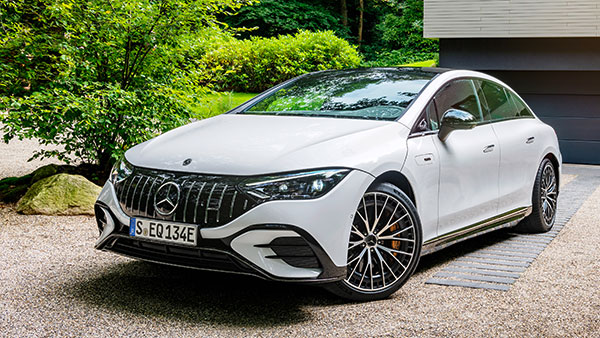 Mercedes-Benz की कारें अब और हो जाएंगी मंहगी, कंपनी अगले माह से बढाएंगी कीमतें