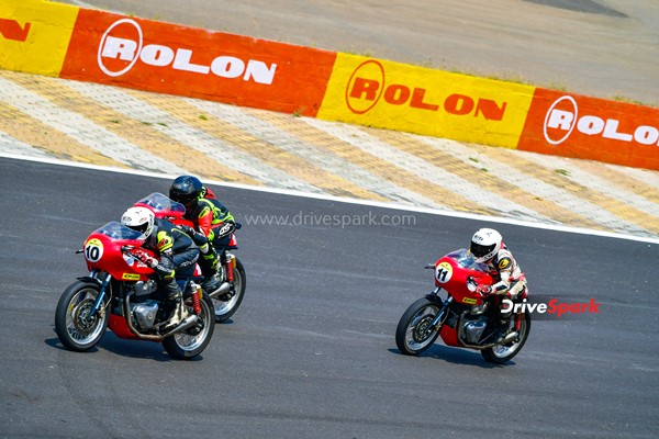 Royal Enfield Continental GT-R650 और GT Cup: Royal Enfield रेट्रो रेसिंग एक बार फिर आई वापस