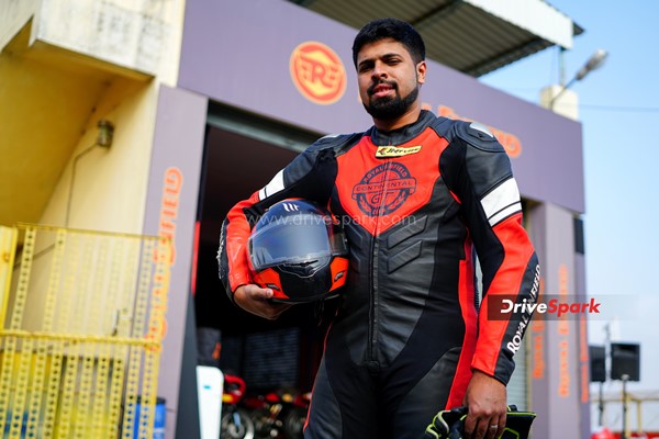 Royal Enfield Continental GT-R650 और GT Cup: Royal Enfield रेट्रो रेसिंग एक बार फिर आई वापस