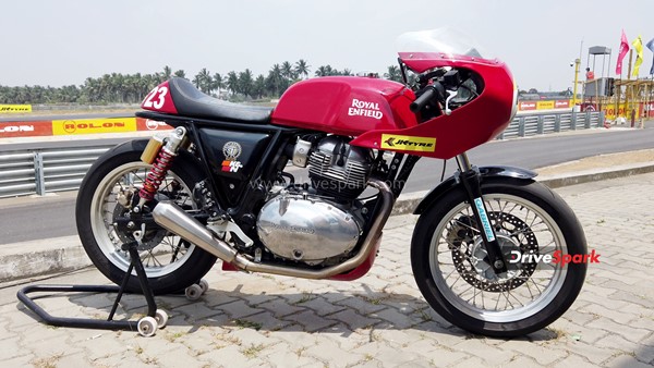 Royal Enfield Continental GT-R650 और GT Cup: Royal Enfield रेट्रो रेसिंग एक बार फिर आई वापस