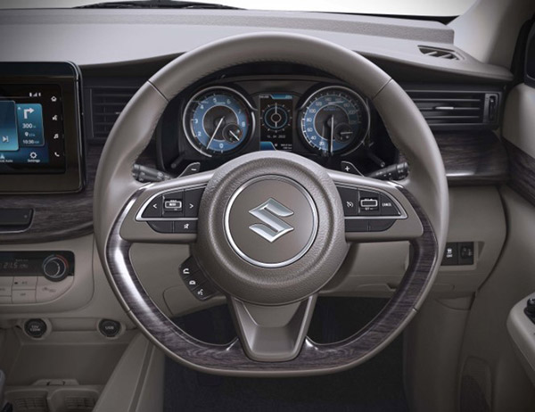 जानिए 2022 Maruti Suzuki Ertiga के किस वेरिएंट में हैं कौन से फीचर्स और क्या है उनकी कीमत