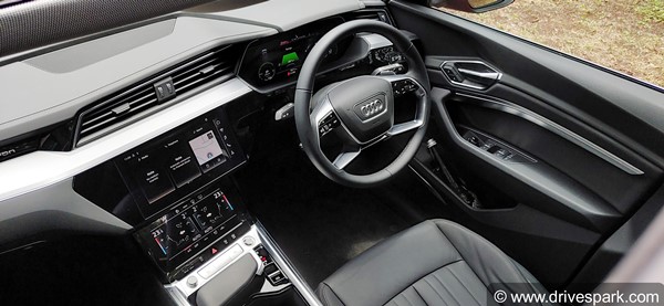 एक्टर महेश बाबू ने खरीदी ऑडी ई-ट्रॉन इलेक्ट्रिक कार, इन शानदार फीचर्स से है लैस