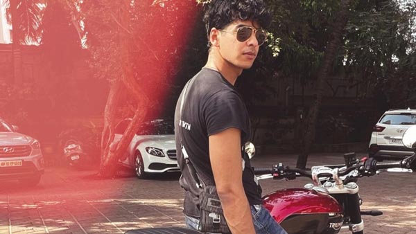 एक्टर Ishaan Khattar ने खरीदी नई Triumph Bonneville Speed Twin, Shahid ने गिफ्ट किया हेलमेट