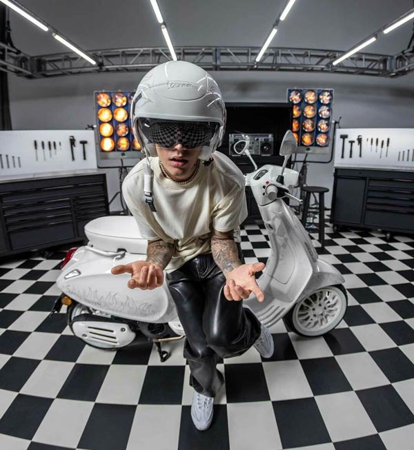 वेस्पा जस्टिन बीबर एडिशन स्कूटर का हुआ खुलासा, जानें क्या है इस स्कूटर में खास