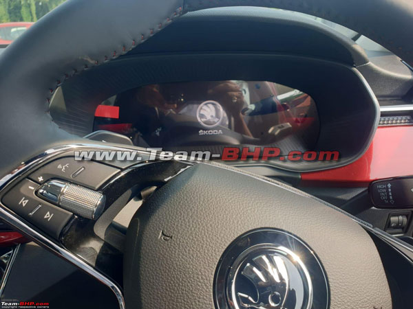 Skoda Kushaq Monte Carlo एडिशन डीलर स्टॉकयार्ड में आई नजर, जल्द होने वाली है लॉन्च