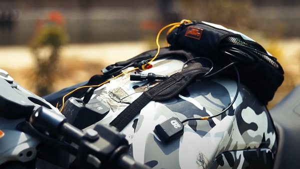 अल्ट्रावॉयलेट एफ77 को धूप में चलाकर कंपनी ने किया टेम्प्रेचर टेस्ट, इसी साल होगी लाॅन्च