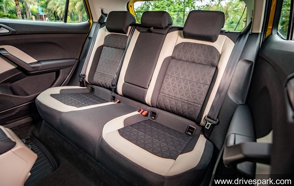 Volkswagen Taigun के मिड-स्पेक वेरिएंट से हट गया है यह बेहतरीन फीचर, जानें क्या है वजह