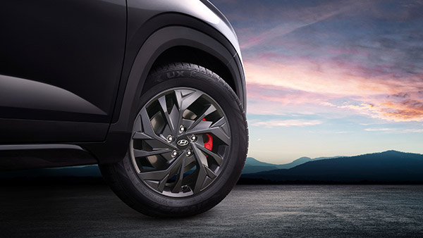 Hyundai ने बाजार में उतारी नई Creta Knight Edition, जानें क्या है कीमत और क्या हुए हैं बदलाव