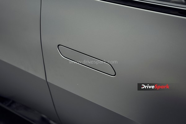 Kia EV6 Review: क्या भारत में धमाका कर पाएगी Kia की पहली इलेक्ट्रिक कार? पढ़ें रिव्यू