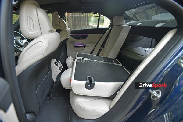 2022 Mercedes Benz C-Class भारतीय बाजार में हुई लॉन्च, जानें क्या है कीमत और फीचर्स