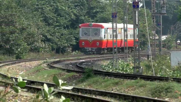 ट्रेन ड्राइवर बजाता है 11 प्रकार के हाॅर्न, क्या आप जानते हैं इनका मतलब?