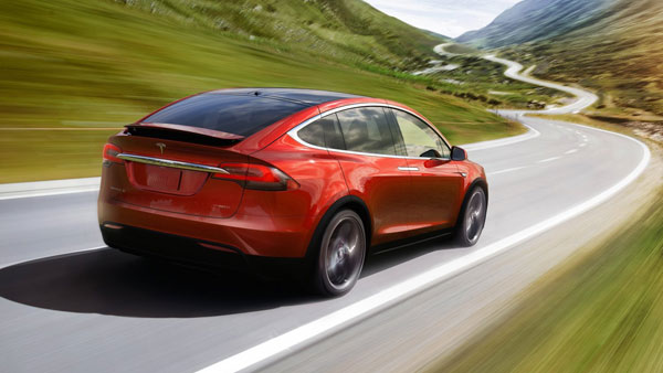 Elon Musk भारत में करें Tesla कारों का उत्पादन- Nitin Gadkari, देश के साथ कंपनी को भी होगा फायदा