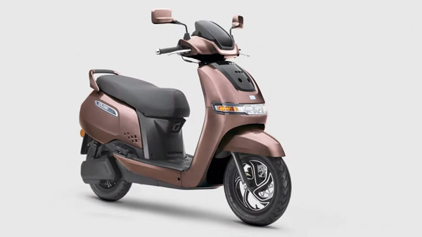 लॉन्च हुई 2022 TVS iQube, कंपनी ने वेरिएंट्स के साथ रेंज का भी दिया विकल्प, जानें क्या है कीमत