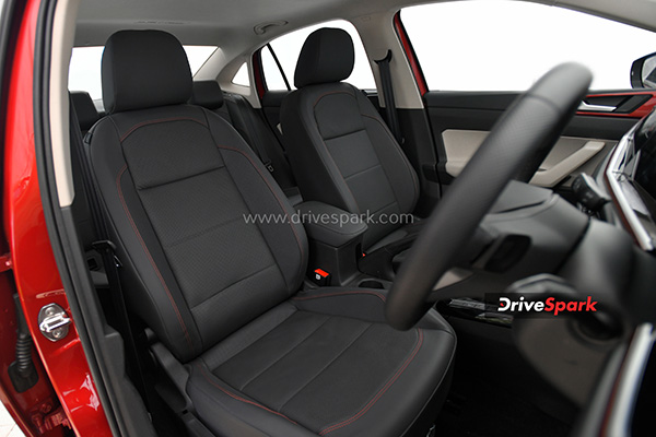 Volkswagen Virtus Review: क्या सच में यह कार VW Vento को रिप्लेस करने लायक है? पढ़ें रिव्यू