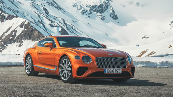 Mia Khalifa के पास हैं 31 करोड़ रुपये की कारें, सबसे महंगी कार है इस कंपनी की