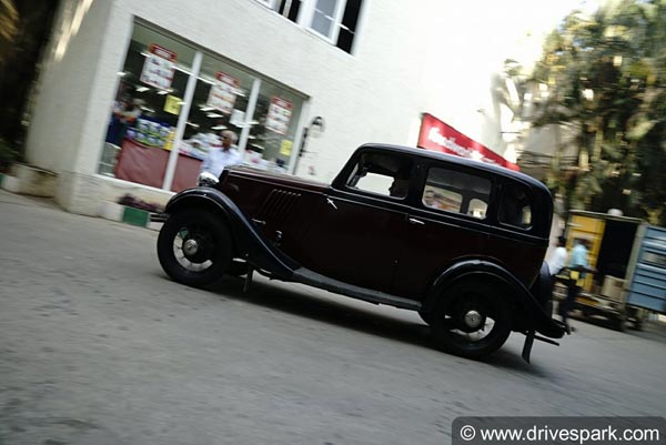 पर्यावरण के लिए Classic Cars से ज्यादा खतरनाक हैं Electric Cars, इस रिपोर्ट में हैरान करने वाला दावा