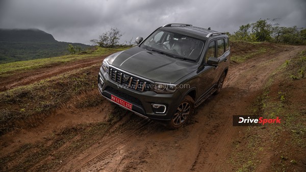 2022 महिंद्रा स्कॉर्पियो-एन रिव्यू फीचर्स इंजन 4 व्हील ड्राइव डिजाईन आकार जानकारी