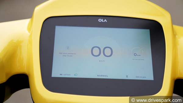 ओला एस1 प्रो मूव ओएस 2 अपडेट रिव्यू | ओला इलेक्ट्रिक स्कूटर ईको मोड, म्यूजिक, नेविगेशन जानकारी