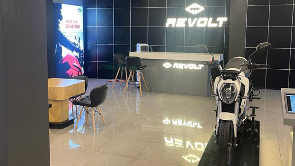 Revolt Motors ने गुजरात में खोला तीसरा शोरूम, जबरदस्त तरीके से बढ़ी इलेक्ट्रिक बाइक की डिमांड