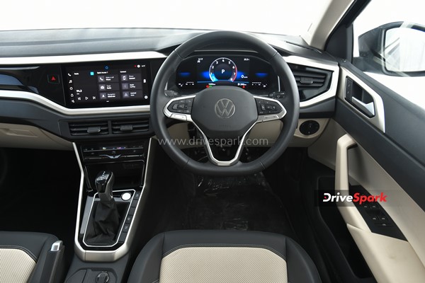 Volkswagen Virtus भारतीय बाजार में हो गई लॉन्च, जानें क्या है कीमत और क्या हैं फीचर्स