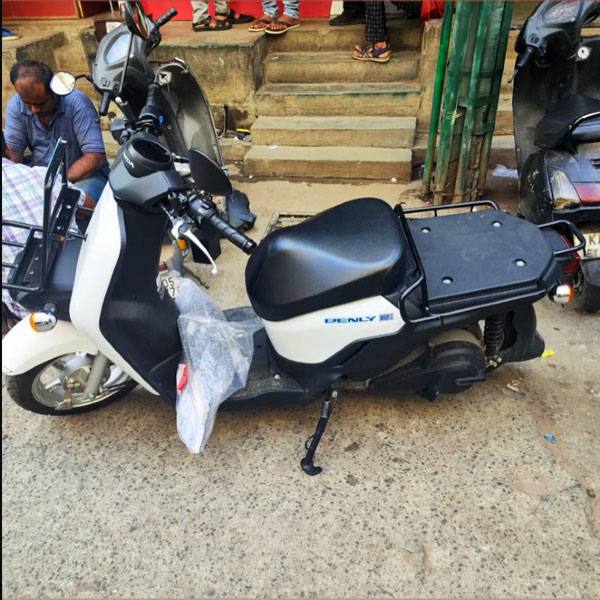 Honda कर रही है इलेक्ट्रिक स्कूटर की टेस्टिंग, जल्द हो सकती है लाॅन्च, जानें कैसी दिखती है स्कूटर