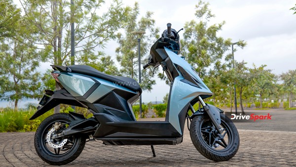 सिंपल वन इलेक्ट्रिक स्कूटर को मिली 65,000 बुकिंग, जानें कब शुरू होगी इसकी डिलीवरी